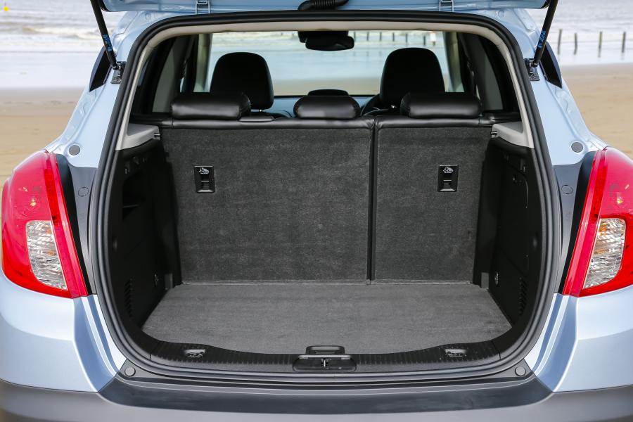  Vauxhall Mokka 2012 года  (фото 28 из 365)